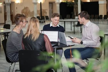 Gbild02 NachImmmang FHKaernten 210323