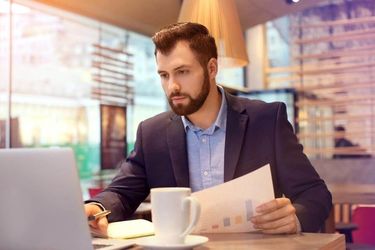 Nach Abschluss erhalten Sie zwei international anerkannte Diplome.